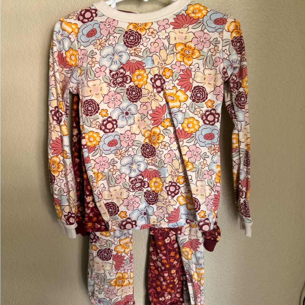 Members mark girls pajamas